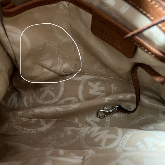 Micheal Kors Hamilton Large North/South Tote - Picture 9 of 10